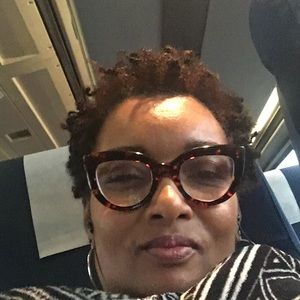 Meet your Posher, Sherry